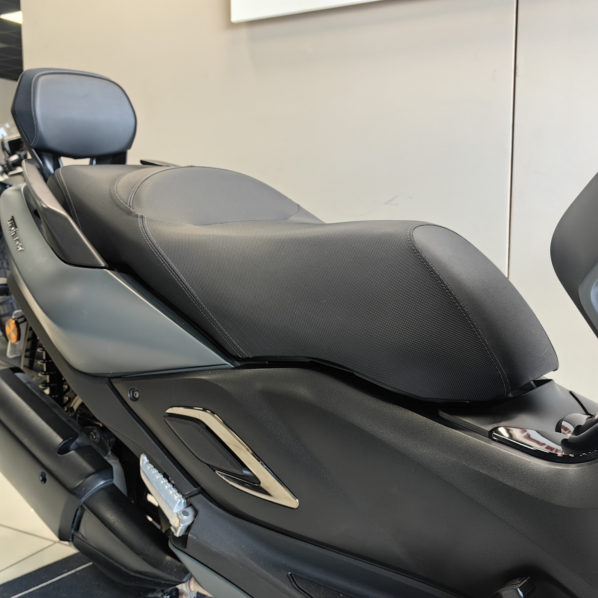 YAMAHA TRICITY 300 – Image 7