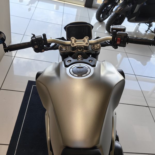 HONDA CB 1000 R – Image 6