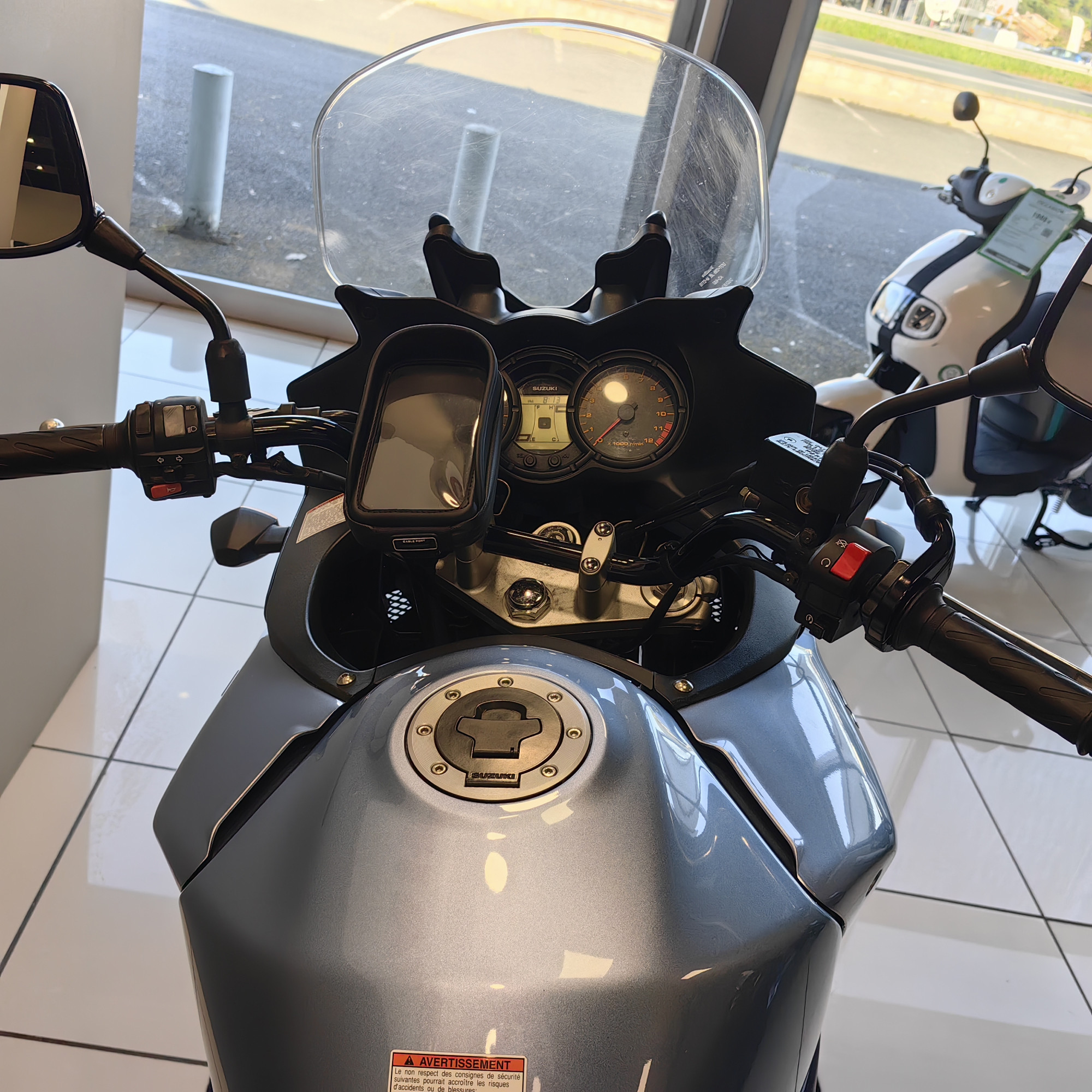 SUZUKI V-STROM 650 – Image 4