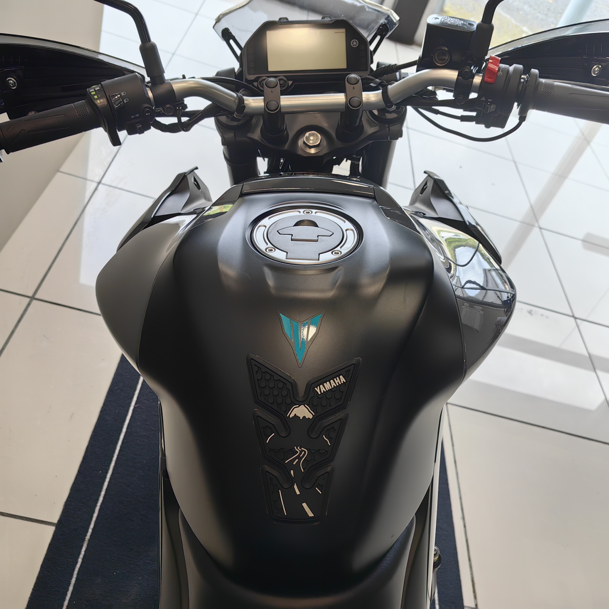YAMAHA MT-03 – Image 6