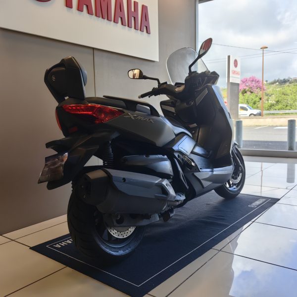 YAMAHA X-MAX 400 – Image 4