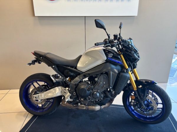 YAMAHA MT-09 SP – Image 2