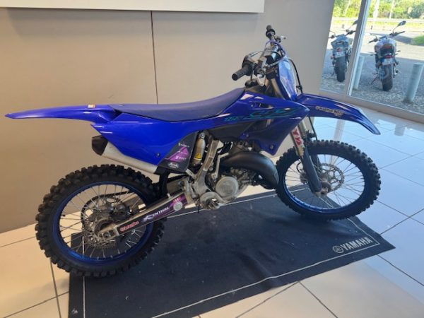 YAMAHA YZ 125 – Image 3