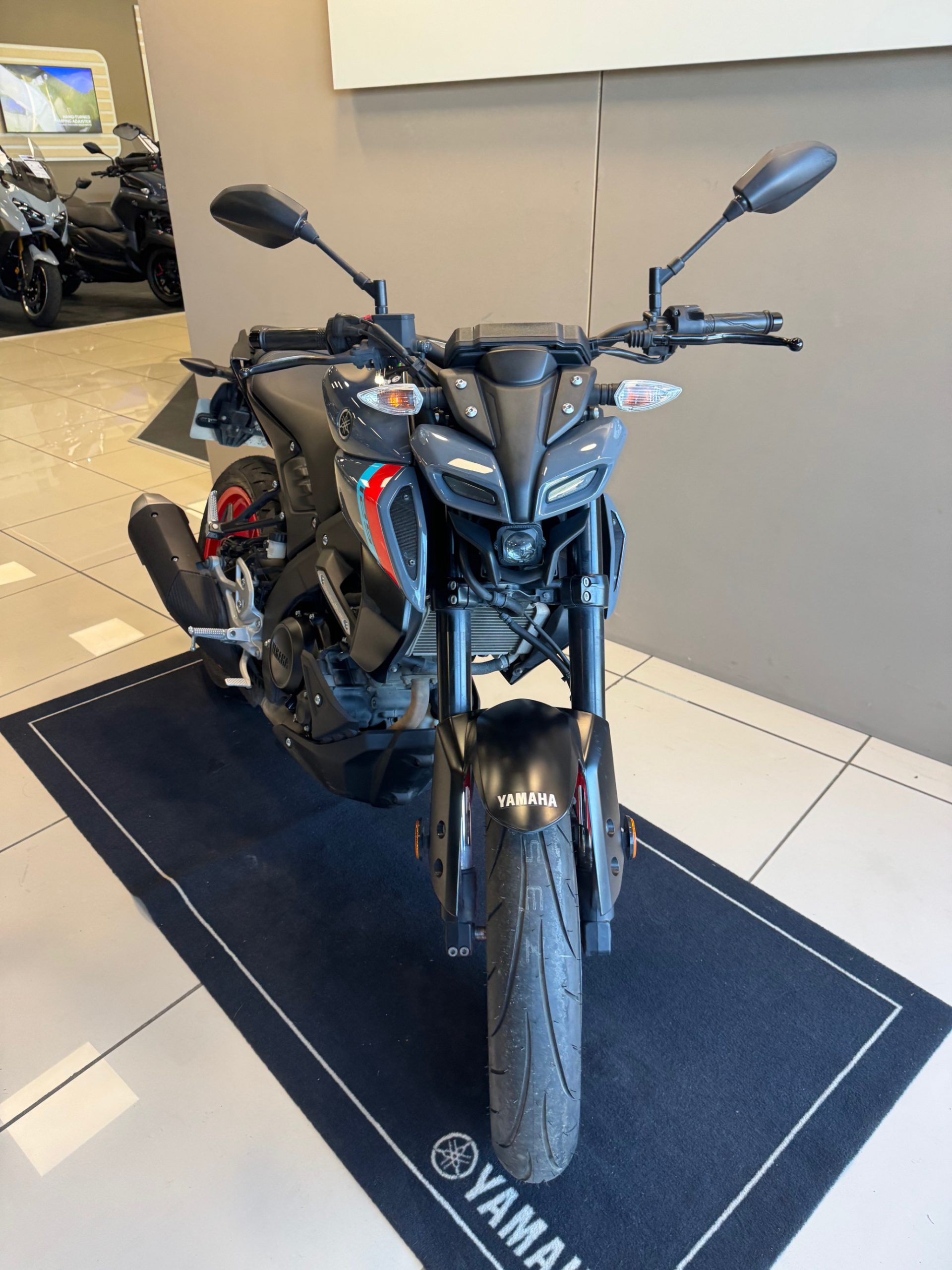 YAMAHA MT-125 ABS – Image 3