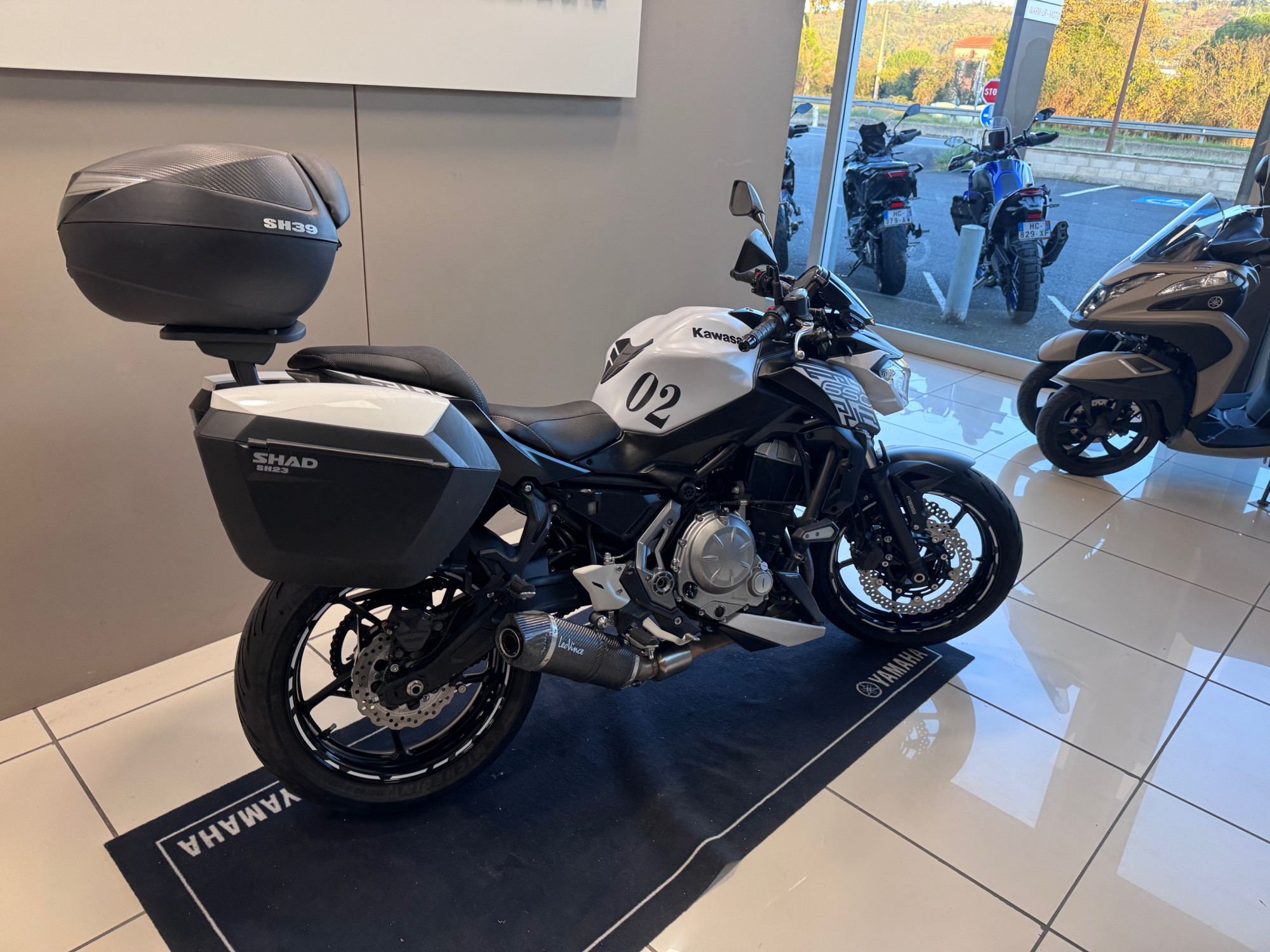 KAWASAKI Z650 – Image 5