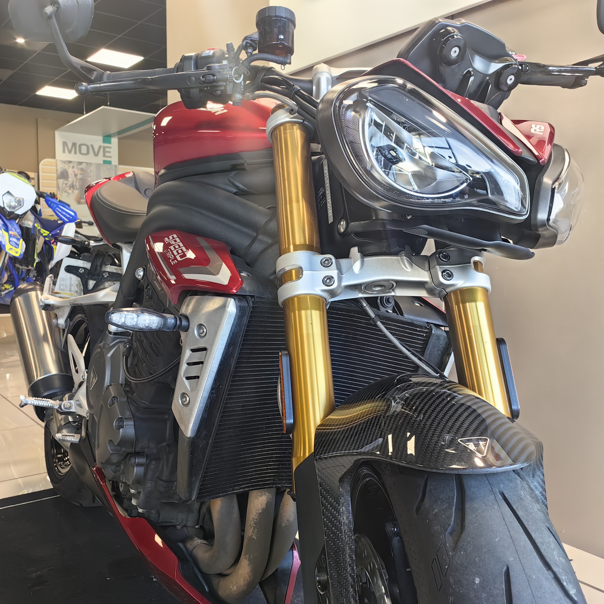 TRIUMPH SPEED TRIPLE 1200 RS – Image 2