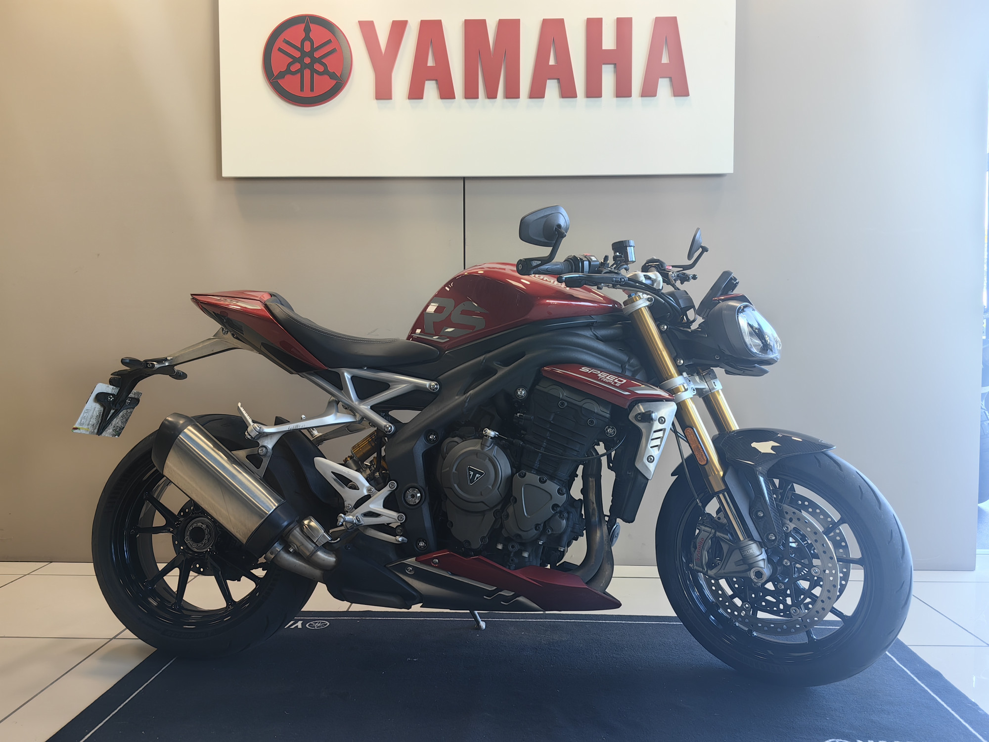 TRIUMPH SPEED TRIPLE 1200 RS – Image 4