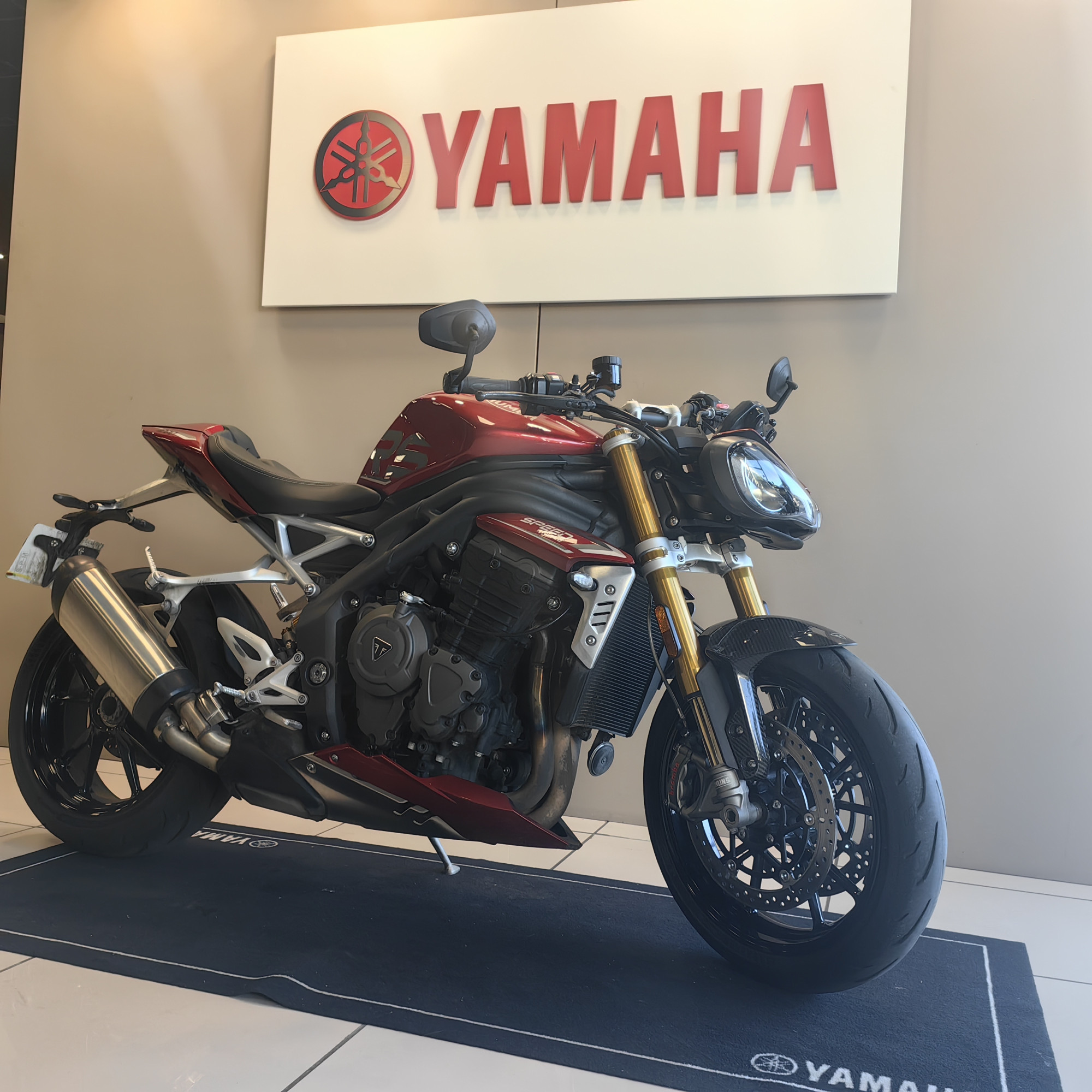 TRIUMPH SPEED TRIPLE 1200 RS – Image 6