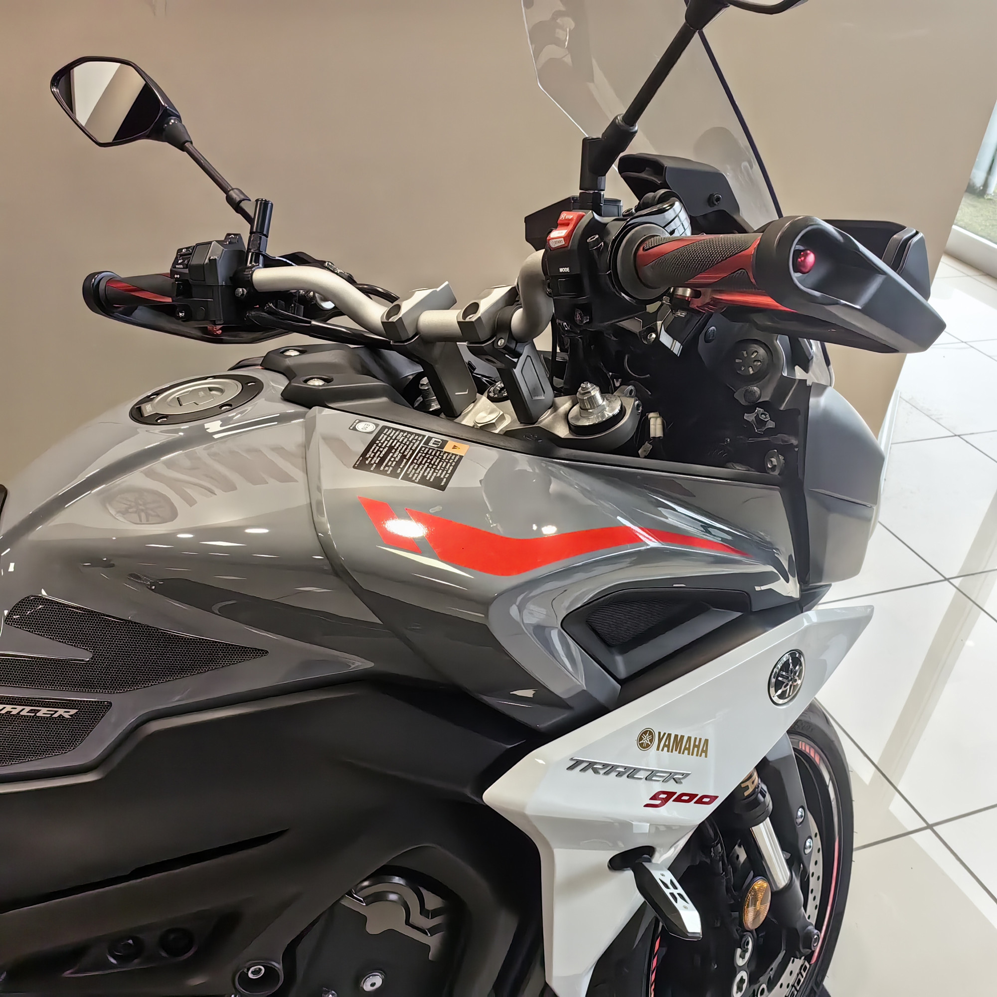 YAMAHA TRACER 900 – Image 3