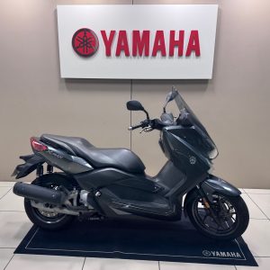 YAMAHA XMAX 125