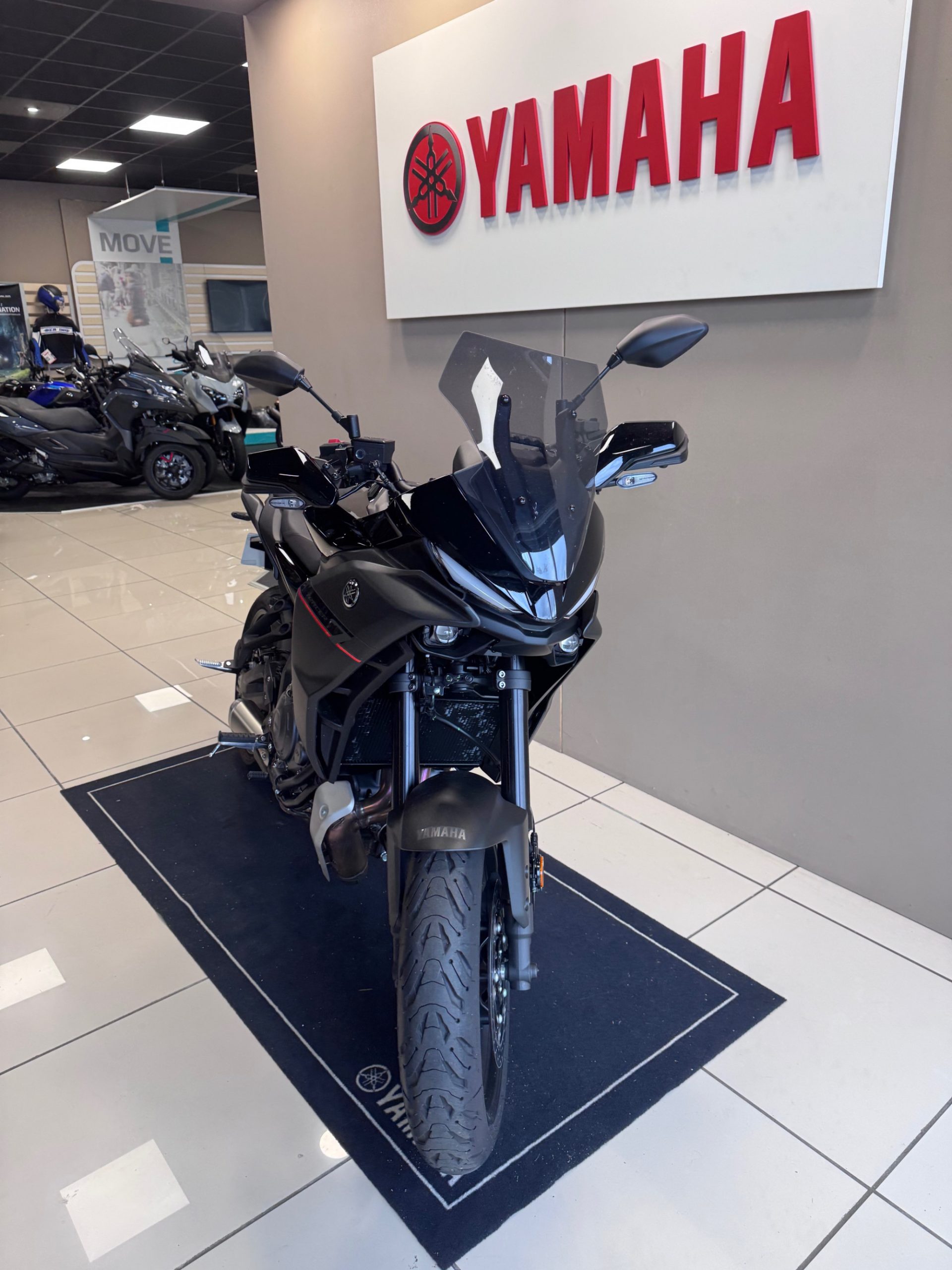 YAMAHA TRACER 7 – Image 3