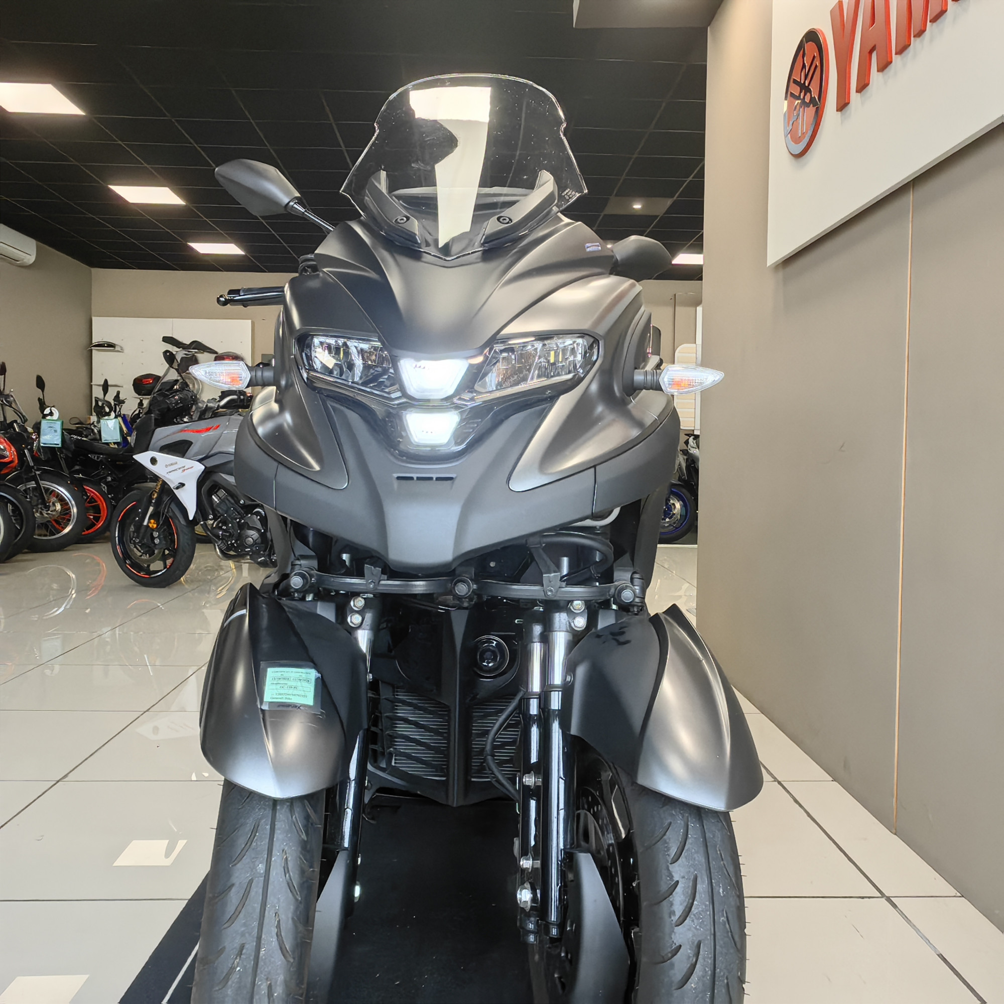 YAMAHA TRICITY 300 – Image 4