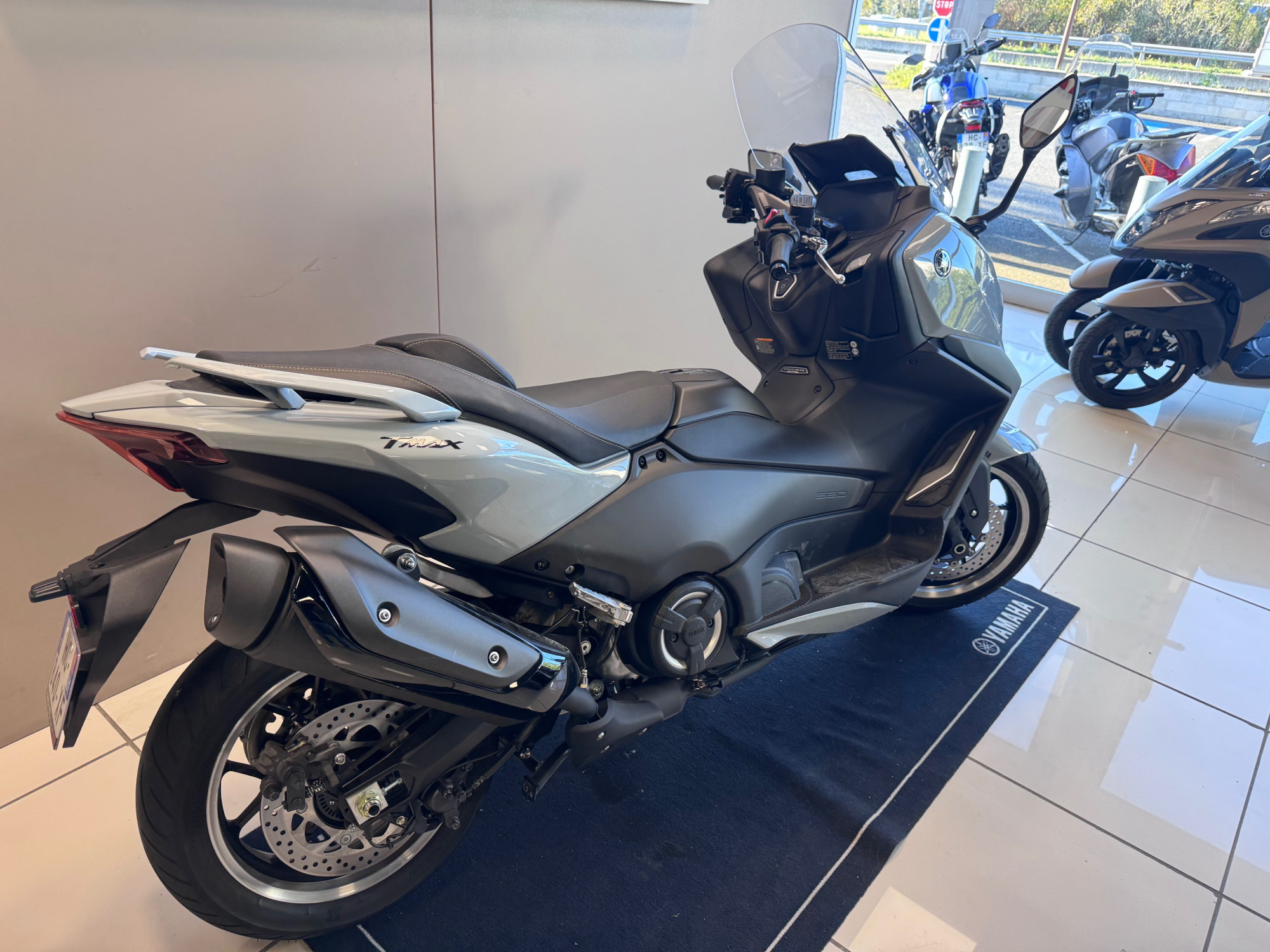 YAMAHA XP T-MAX 560 TECH MAX – Image 2