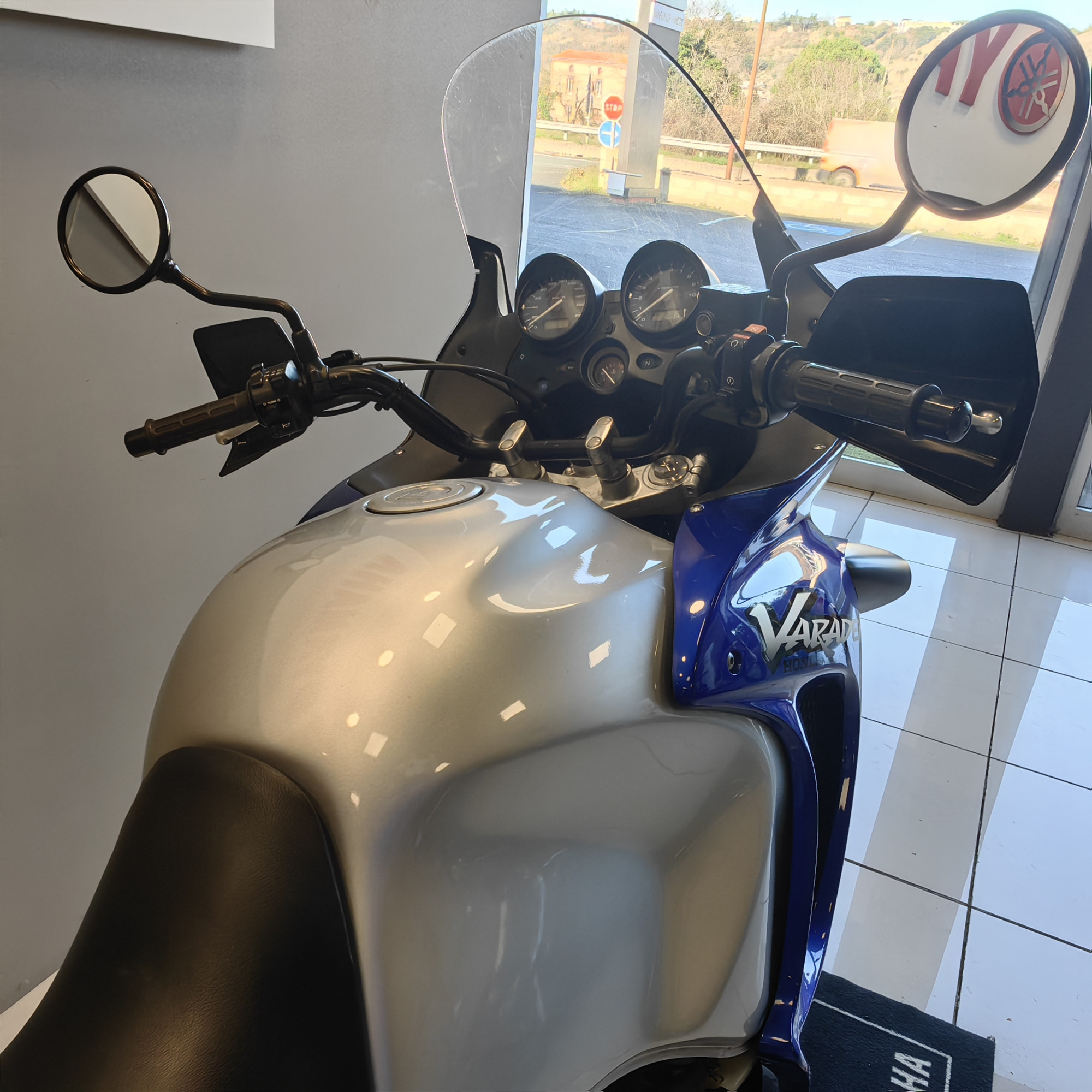 HONDA VARADERO 1000 – Image 7