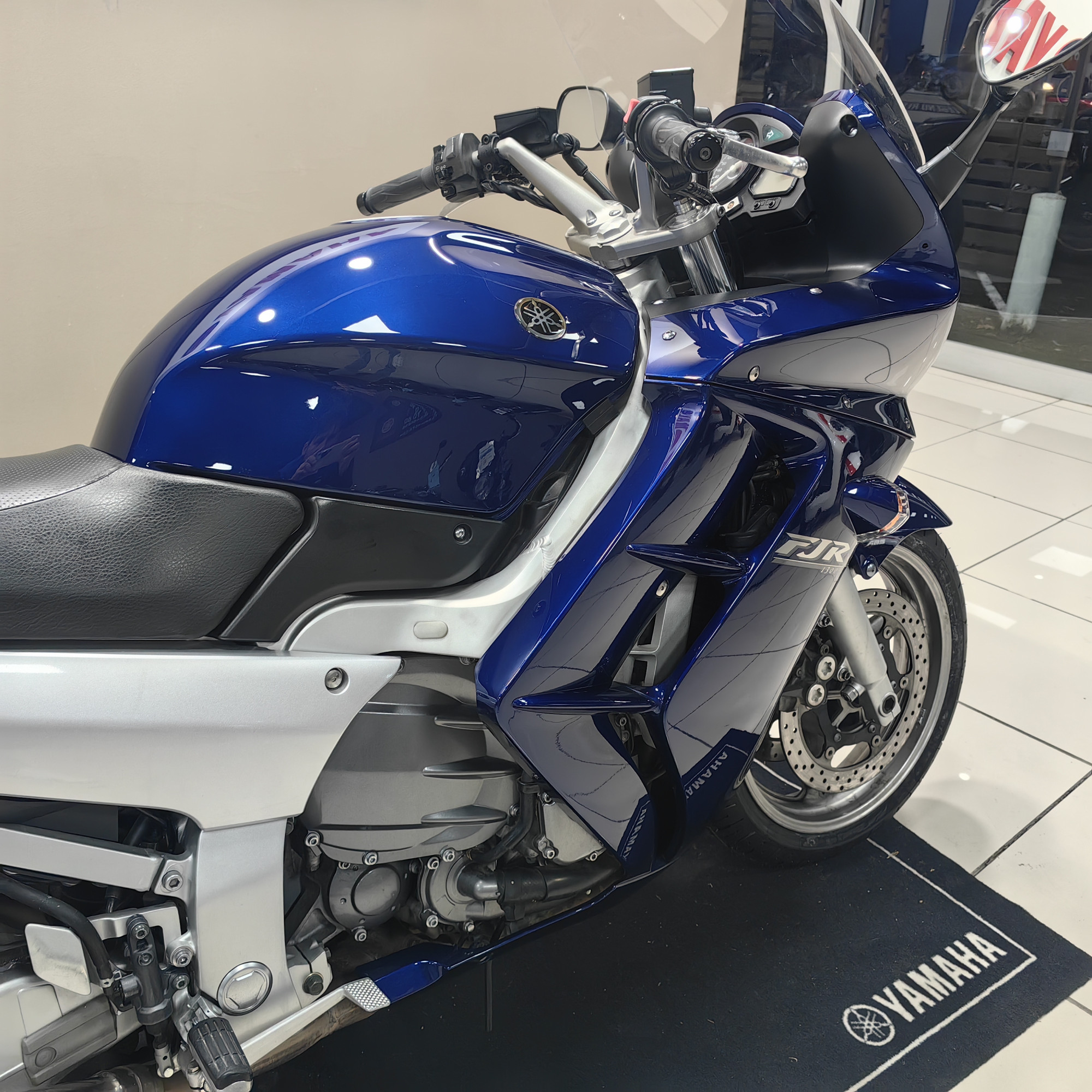 YAMAHA FJR 1300 – Image 4