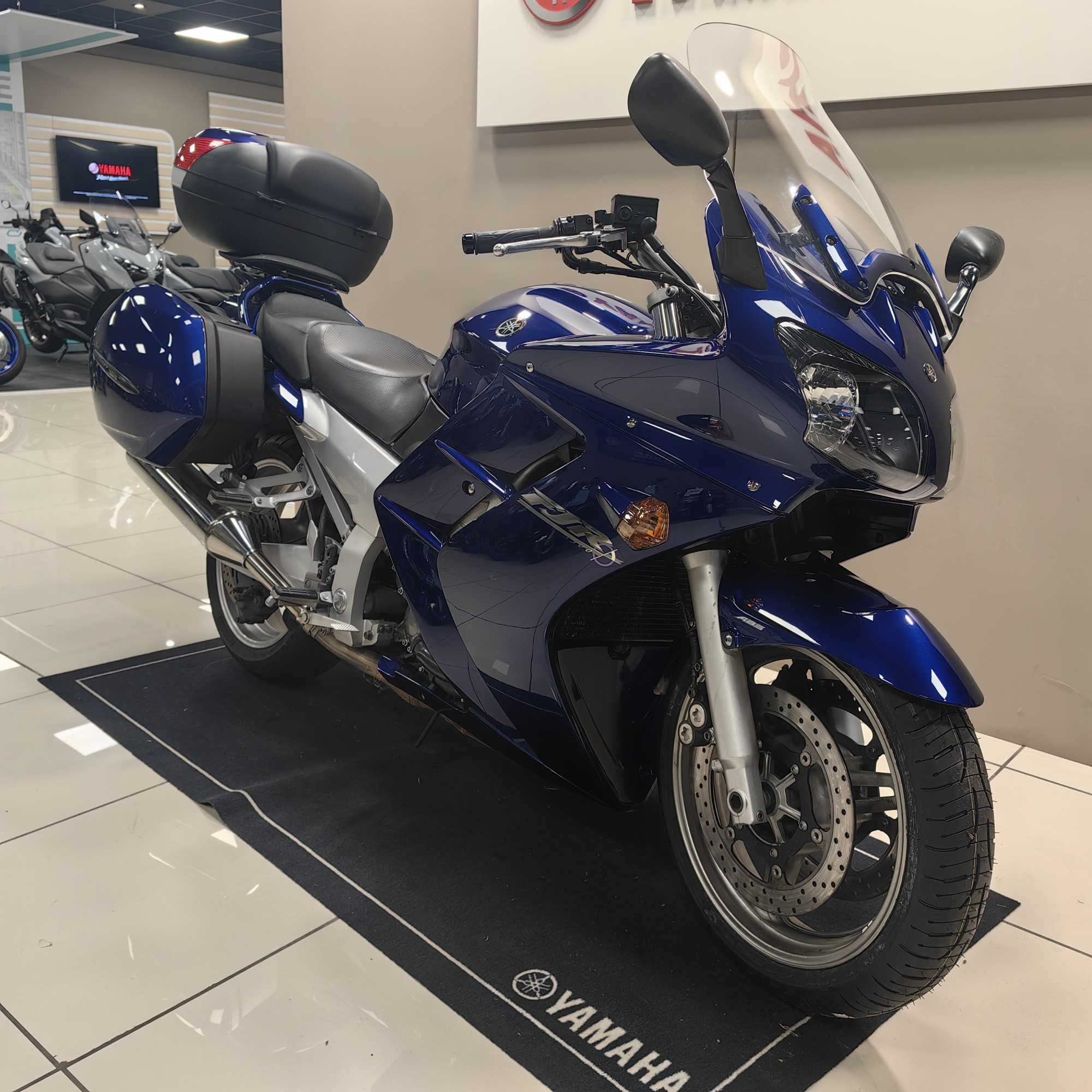 YAMAHA FJR 1300 – Image 2