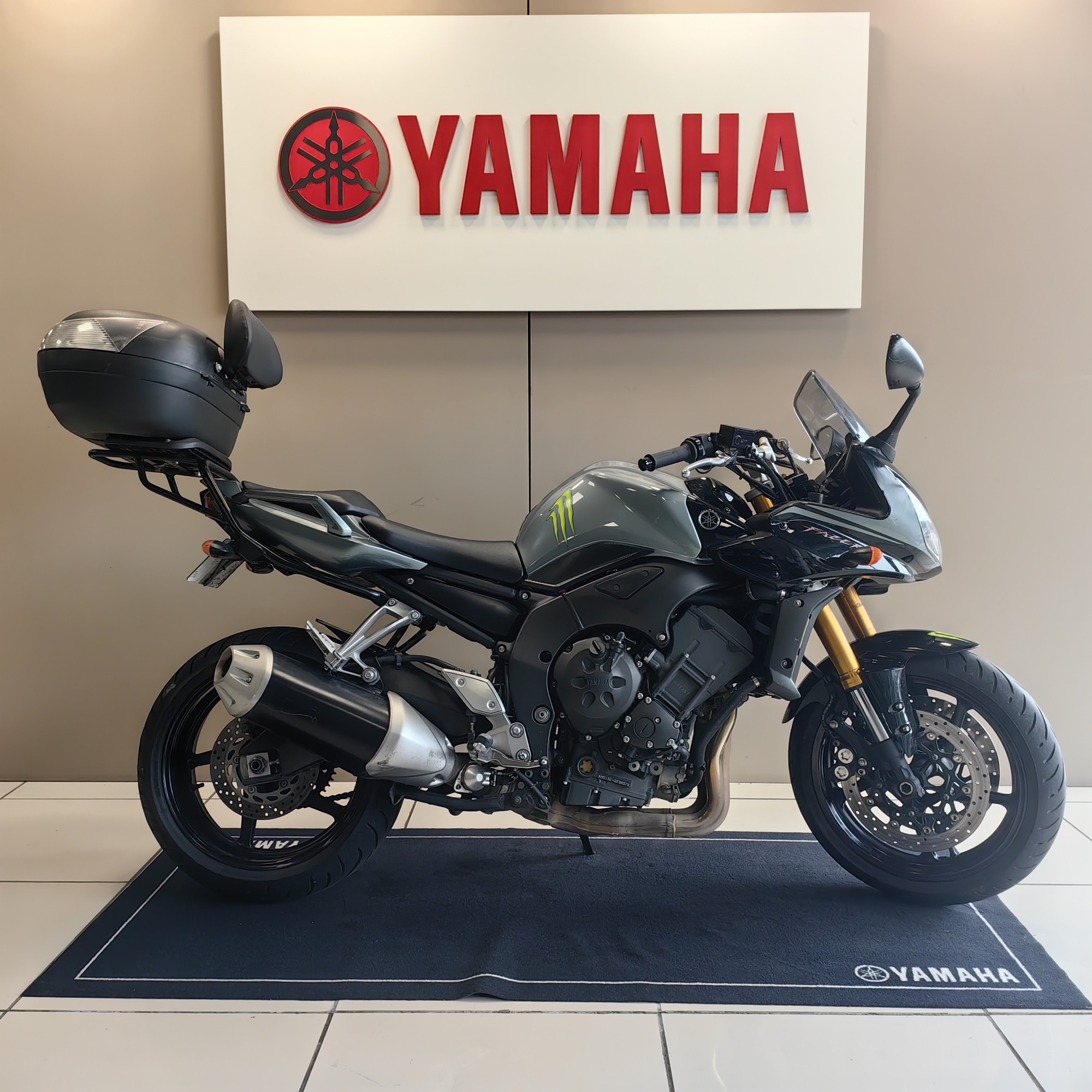 YAMAHA FZ1 – Image 7