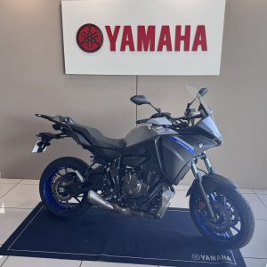 YAMAHA TRACER 7